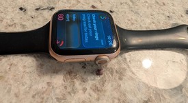 Good
													Apple Watch Series 6 40mm - Gold, A2291 - GPS, Aluminum, photo 4 of 7