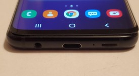 Good
													Samsung Galaxy S9 - Unlocked, Black, 64 GB, SM-G960U1, photo 4 of 9