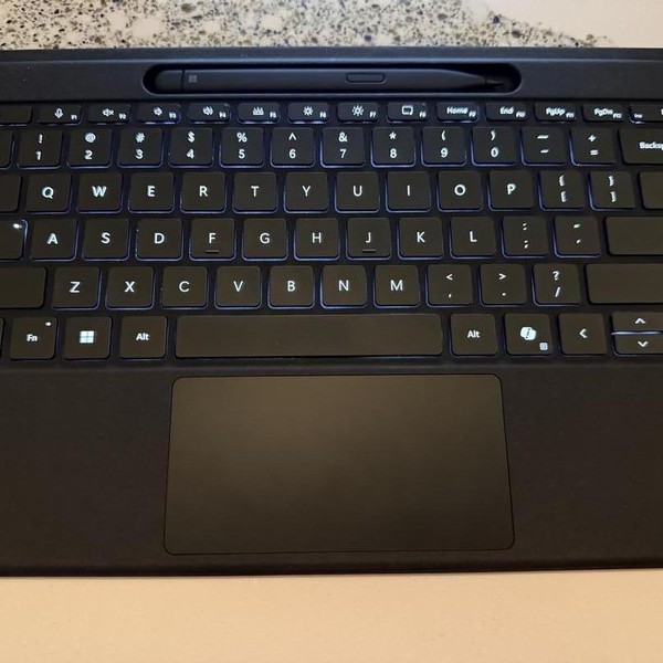 Surface Pro Flex Keyboard With Slim Pen - Black