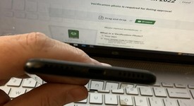 Good
													Apple iPhone SE 3rd Gen 2022 - Unlocked, Midnight, 64 GB, A2595, photo 4 of 6