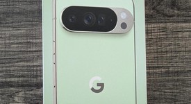 New
													Google Pixel 10 Pro XL - Unlocked, Jade, 256 GB, GUL82, photo 1 of 2