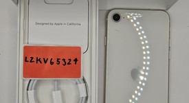 Mint
													Apple iPhone SE 3rd Gen 2022 - Unlocked, Starlight, 64 GB, A2595, photo 2 of 14
