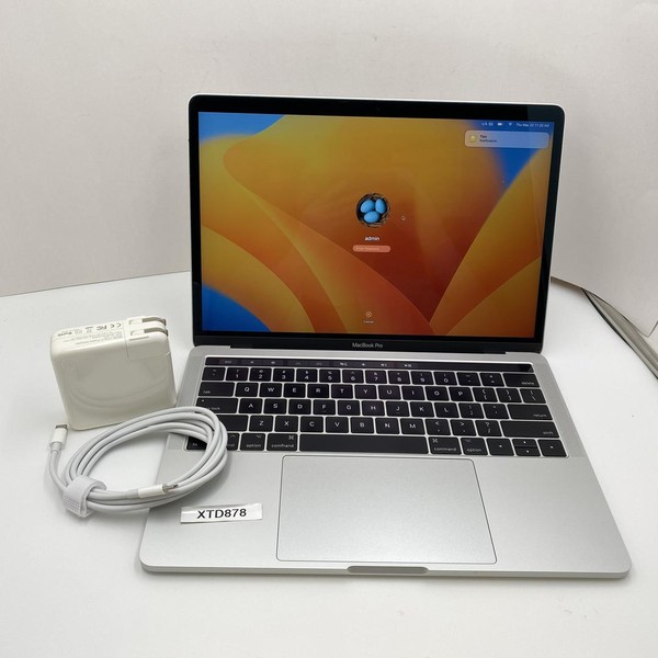 MacBook Pro 2017 (With Touch Bar) - 13 inch - 512 GB, Silver, 16 GB, Intel Core i7