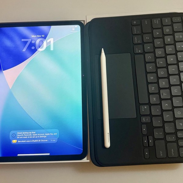 Apple iPad Pro 11 inch (M4) 2024 - Wi-Fi, 256 GB, Black, 8 GB, A2836, Standard Glass