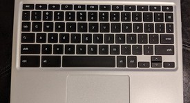 Fair
													Samsung Chromebook Plus - Silver, 32 GB, 4 GB, v1, photo 2 of 5