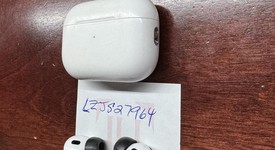 Used
													Apple AirPods Pro 2nd Gen - Lightning, photo 2 of 7