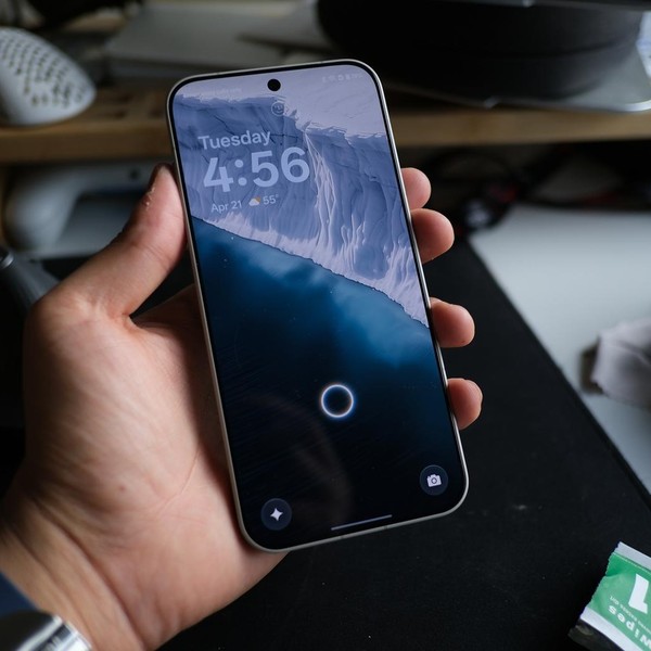 OnePlus 15 - Unlocked, 512 GB, Sand Storm, 16 GB