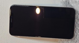 Good
													Apple iPhone X - Unlocked, Silver, 256 GB, A1865, photo 3 of 15