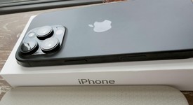 Mint
													Apple iPhone 16 Pro - Unlocked, Black, 512 GB, A3083, photo 5 of 9