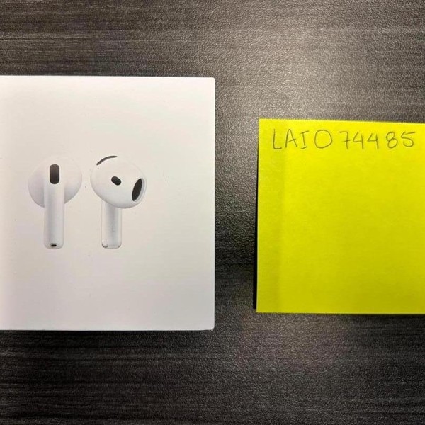 Apple AirPods (4th Gen) - Standard
