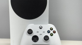 Good
													Xbox Series S (2020) - White, 512 GB, photo 1 of 6