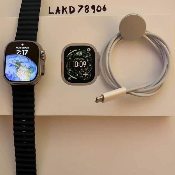 Apple Watch Ultra 3 49mm - Unlocked, Natural, A3281