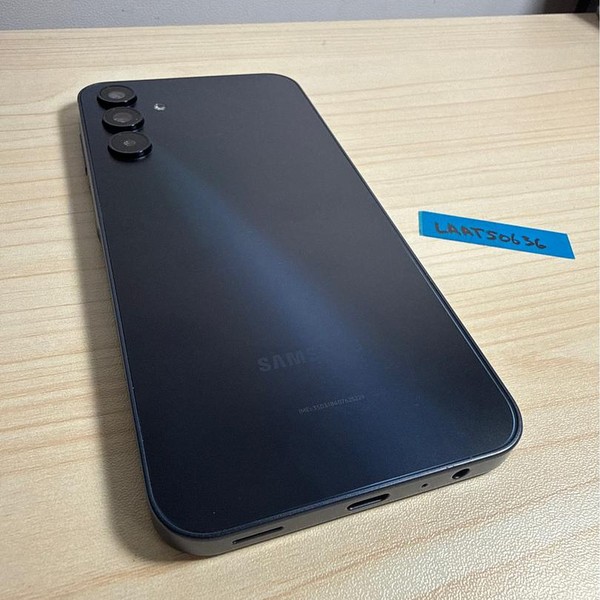 Samsung Galaxy A15 5G - TracFone, 64 GB, Black & Blue, 4 GB