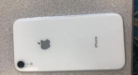 Mint
													Apple iPhone Xr - Unlocked, White, 128 GB, A1984, photo 2 of 7