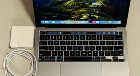 Good
													MacBook Pro 2020 - 13" - Apple M1, Gray, 256 GB, 8 GB, photo 1 of 7