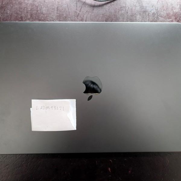 MacBook Pro Late 2023 (M3) - 16 inch - 1 TB, Black, 36 GB, Apple M3 Pro 12-core, 18-core GPU