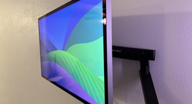 Good
													Apple Studio Display 2022 - Standard Glass, VESA Mount Adapter, photo 2 of 10