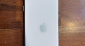 Fair
													Apple iPhone SE 2nd Gen 2020 - Unlocked, White, 64 GB, A2275, photo 2 of 4