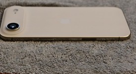 Mint
													Apple iPhone Air - Unlocked, Light Gold, 256 GB, A3260, photo 4 of 11