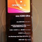 Good Vivo X200 Ultra - Unlocked Non-US, 256 GB, Red, 12 GB
