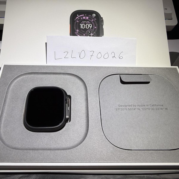 Apple Watch Ultra 3 49mm - Unlocked, Black, A3281