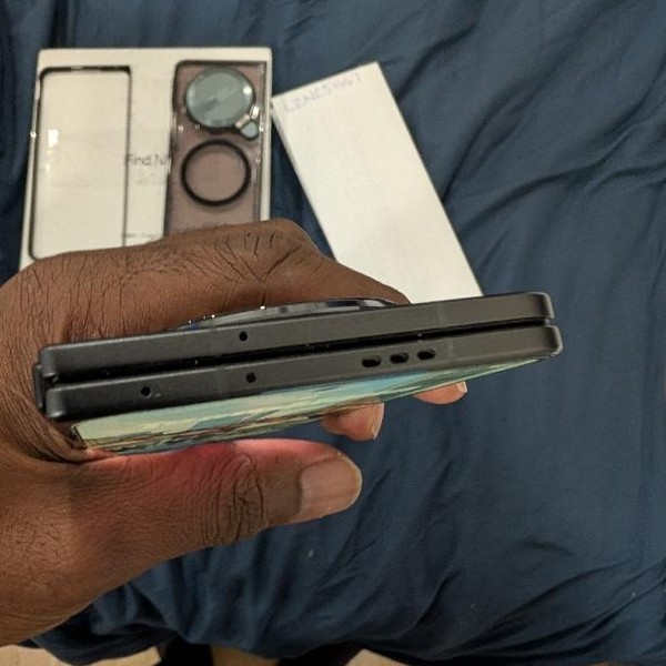 Oppo Find N5 - Unlocked Non-US, 512 GB, Cosmic Black, 16 GB