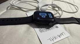 Good
													Apple Watch Series 10 42mm - Unlocked, Black, A3001 - Cellular, Aluminum, photo 2 of 8