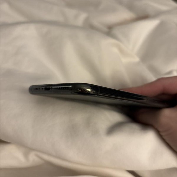 Apple iPhone 11 Pro Max - Unlocked, 64 GB, Green, A2161