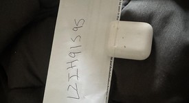 Used
													Apple AirPods 2nd Gen - Wireless Case, photo 1 of 4