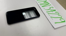 Mint
													Apple iPhone SE 3rd Gen 2022 - Unlocked, Midnight, 64 GB, A2595, photo 4 of 9