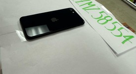 Mint
													Apple iPhone SE 3rd Gen 2022 - Unlocked, Midnight, 64 GB, A2595, photo 4 of 7