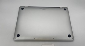 Good
													MacBook Pro 2020 - 13" - Apple M1, Silver, 256 GB, 8 GB, photo 6 of 6