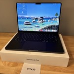 Mint MacBook Pro 2025 - 14 inch - 512 GB, Space Black, 16 GB, Apple M5