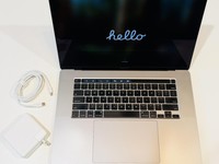 MacBook Pro 2019 - 16"
