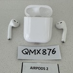 Used Apple AirPods (2nd Gen) - Lightning Case
