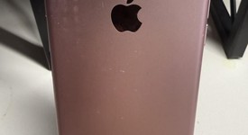 Good
													Apple iPhone 7 - Unlocked, Rose Gold, 32 GB, A1778, GSM, photo 2 of 9