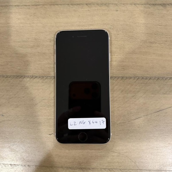 Apple iPhone SE 3rd Gen 2022 - Unlocked, 64 GB, Starlight, A2595