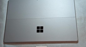 Good
													Microsoft Surface Pro 6 - Wi-Fi, Silver, 128 GB, 8 GB, photo 3 of 7