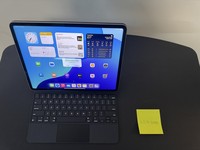 Apple iPad Pro 12.9" 6th Gen 2022
