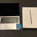 Good MacBook Air 2020 - 13 inch - 256 GB, Gray, 8 GB, Apple M1