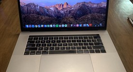 Good
													MacBook Pro 2016 (With Touch Bar) - 15" - Gray, 256 GB, 16 GB, photo 3 of 8