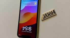 Mint
													Apple iPhone 11 - Unlocked, Yellow, 64 GB, A2111, photo 3 of 8