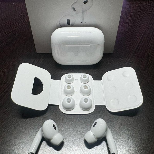 Apple AirPods Pro 2 - USB-C