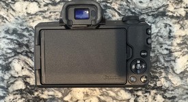 Mint
													Canon EOS M50, photo 5 of 8