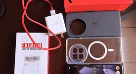 Mint
													OnePlus 13 - Unlocked, Black Eclipse, 512 GB, 16 GB, photo 2 of 10