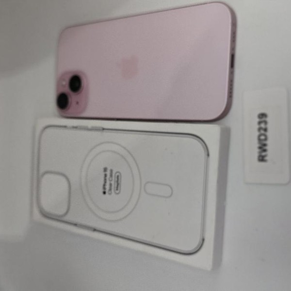 Apple iPhone 15 - Unlocked, 128 GB, Pink, A2846