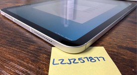Mint
													Apple iPad 10th Gen - Unlocked, Silver, 256 GB, A2757, photo 5 of 7