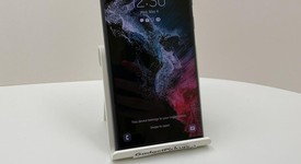 Good
													Samsung Galaxy S22 Ultra - Unlocked, Graphite, 512 GB, 12 GB, SM-S908U1, photo 1 of 7