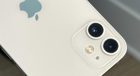 Good
													Apple iPhone 12 - Unlocked, White, 128 GB, A2172, photo 3 of 5