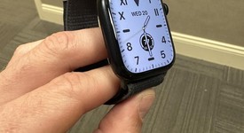 Good
													Apple Watch Series 9 45mm - Unlocked, Midnight, A2984 - Cellular, Aluminum, photo 5 of 6